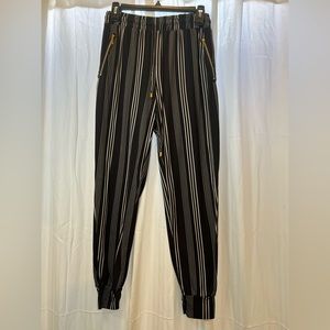 Black and white striped joggers with elastic waistline - eyecandy size L